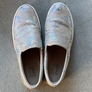 Naturalizer Iridescent Slip-On Sneakers - Iridescent Snakeskin Silver